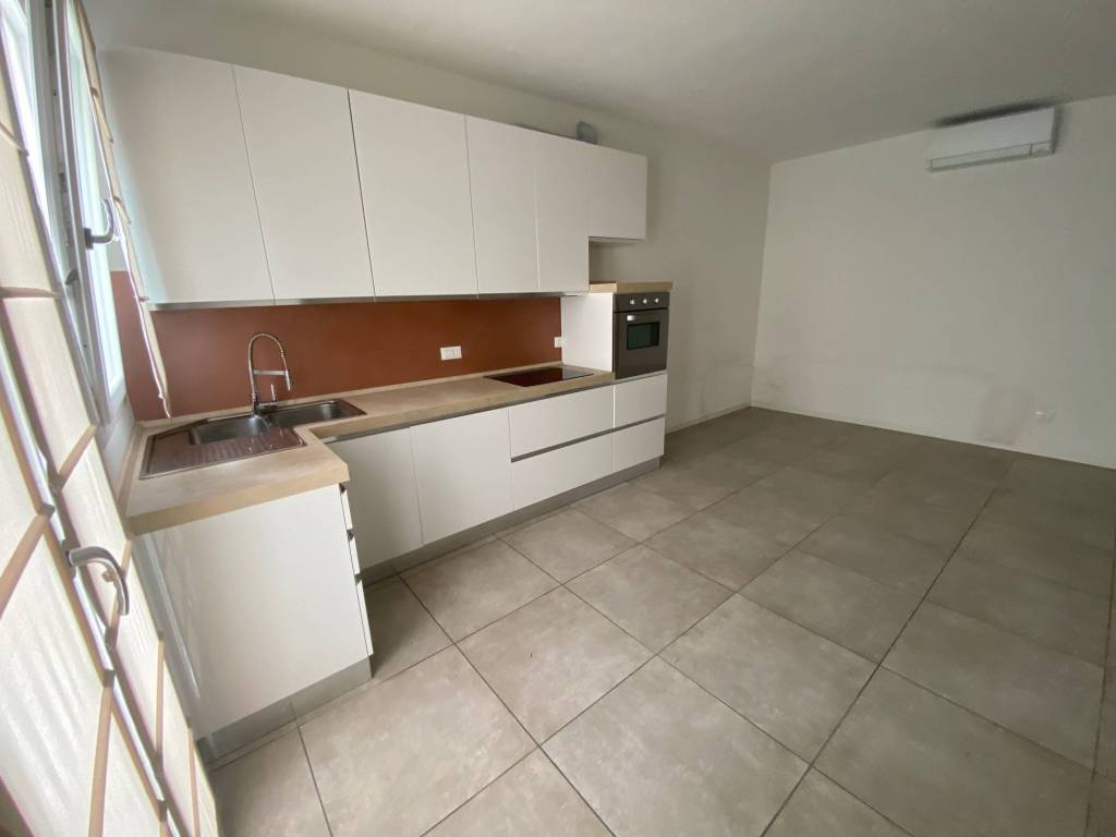 Appartamento a Cabiate in Via Vittorio Alfieri, 13 - Foto 5