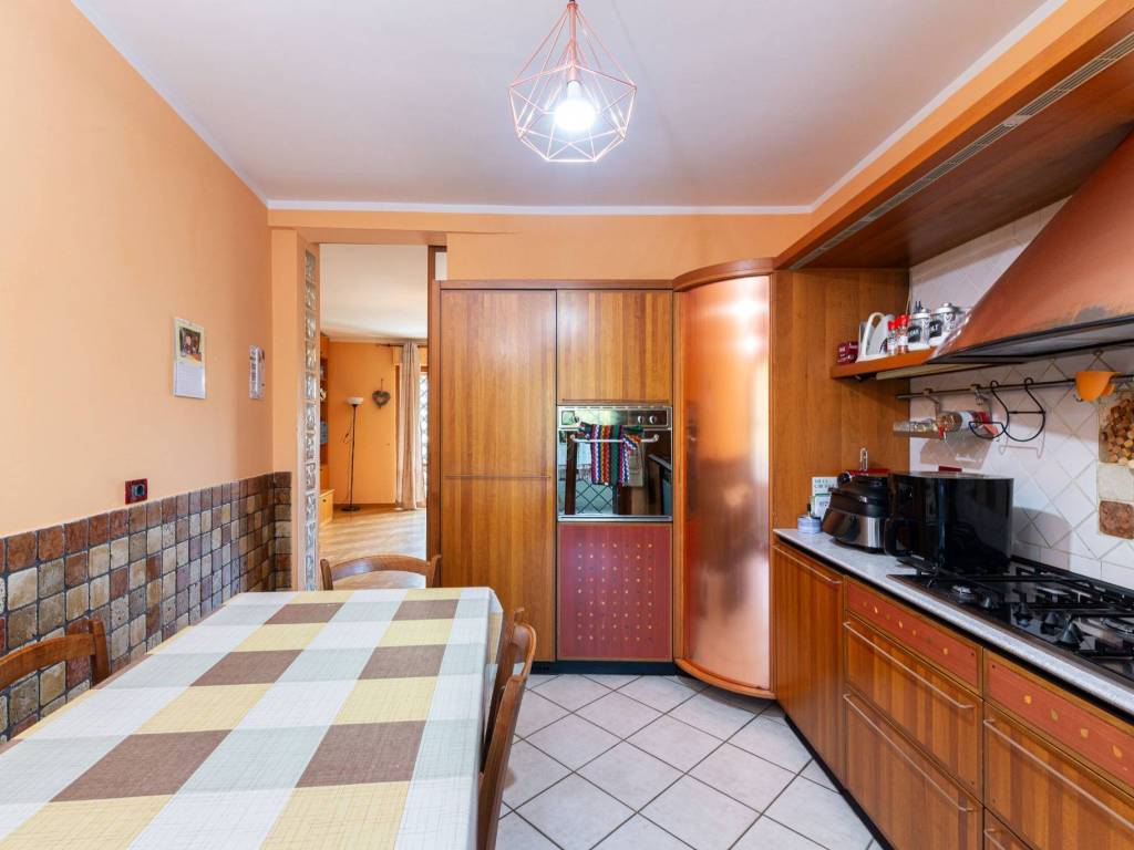 Appartamento a Fara in sabina in Viale 10 Dicembre 1920 - Foto 5