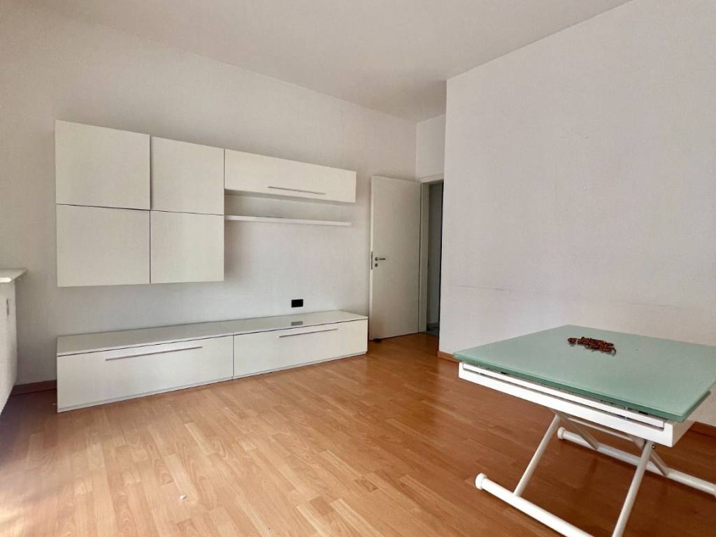 Appartamento a Como in Via Varesina, 22 - Foto 5