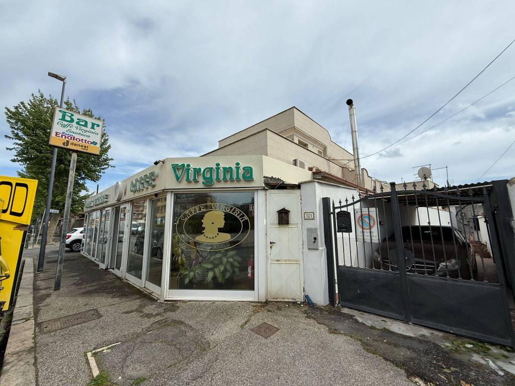 Attività / licenza a Fiumicino in Via della Foce Micina - Foto 4