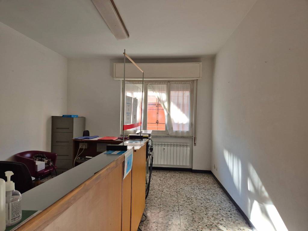 Appartamento a Pietra ligure in Piazza della Vittoria, 25 - Foto 2