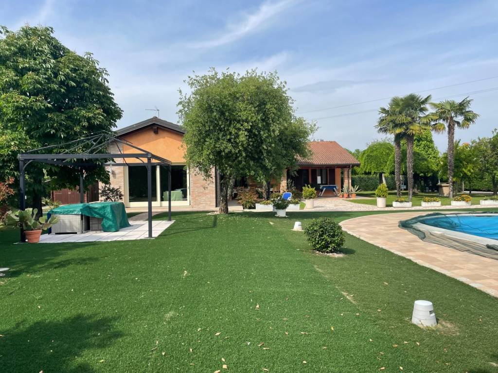 Villa a Due carrare - Foto 2