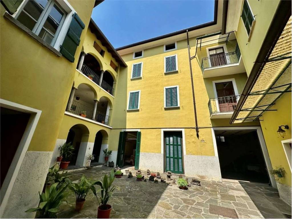 Appartamento a Taceno in via chierello, 4 - Foto 2