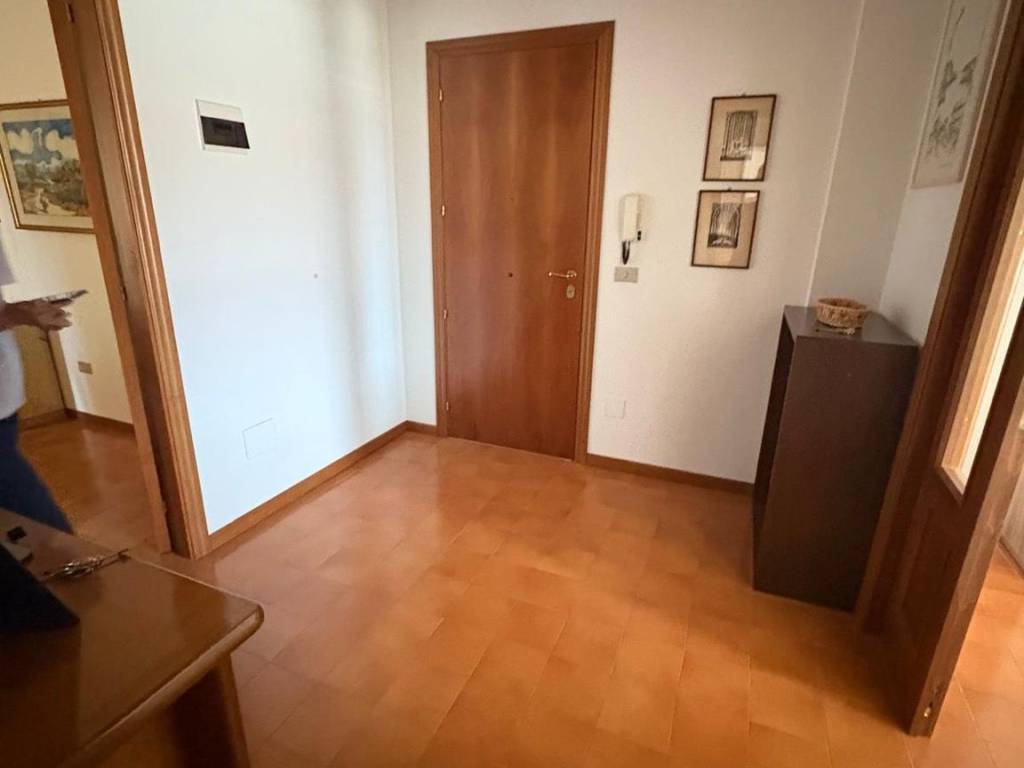 Appartamento a Ancona in Via Lambro - Foto 4