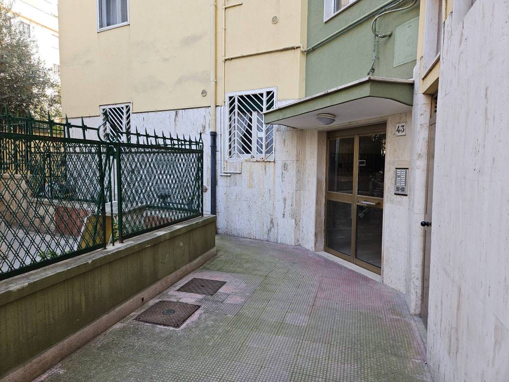 Appartamento a Trani in Via Pola, 43 - Foto 3