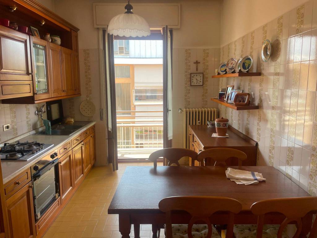 Appartamento a Codogno in Viale della Resistenza - Foto 4