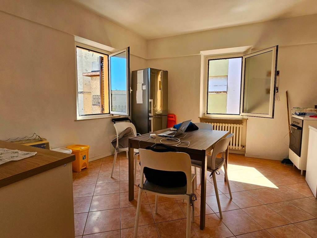 Appartamento a Falconara marittima in Via Mauri - Foto 2