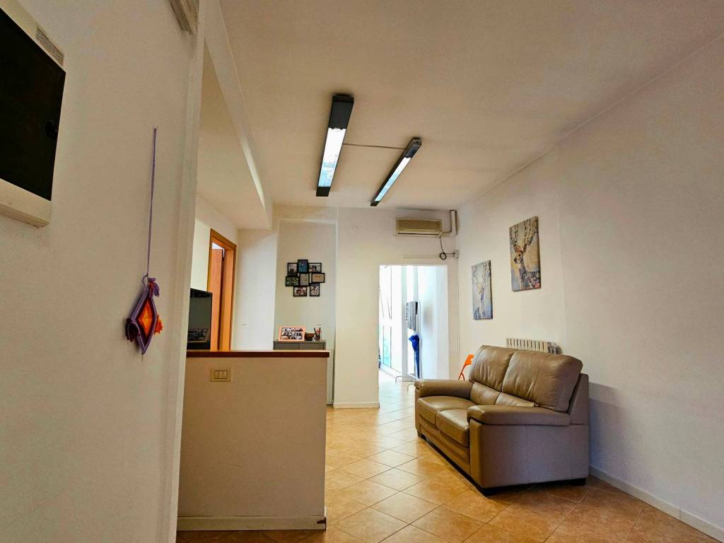 Appartamento a Falconara marittima in Via Mauri - Foto 5
