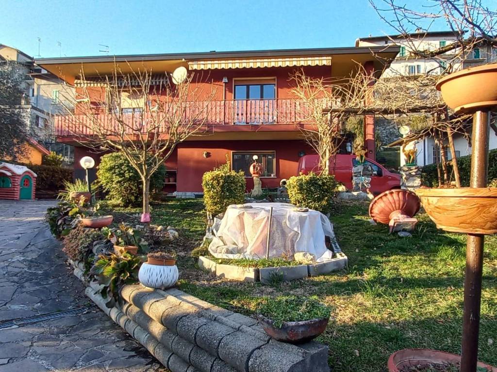Villa a Cittiglio in Via Vignola - Foto 3