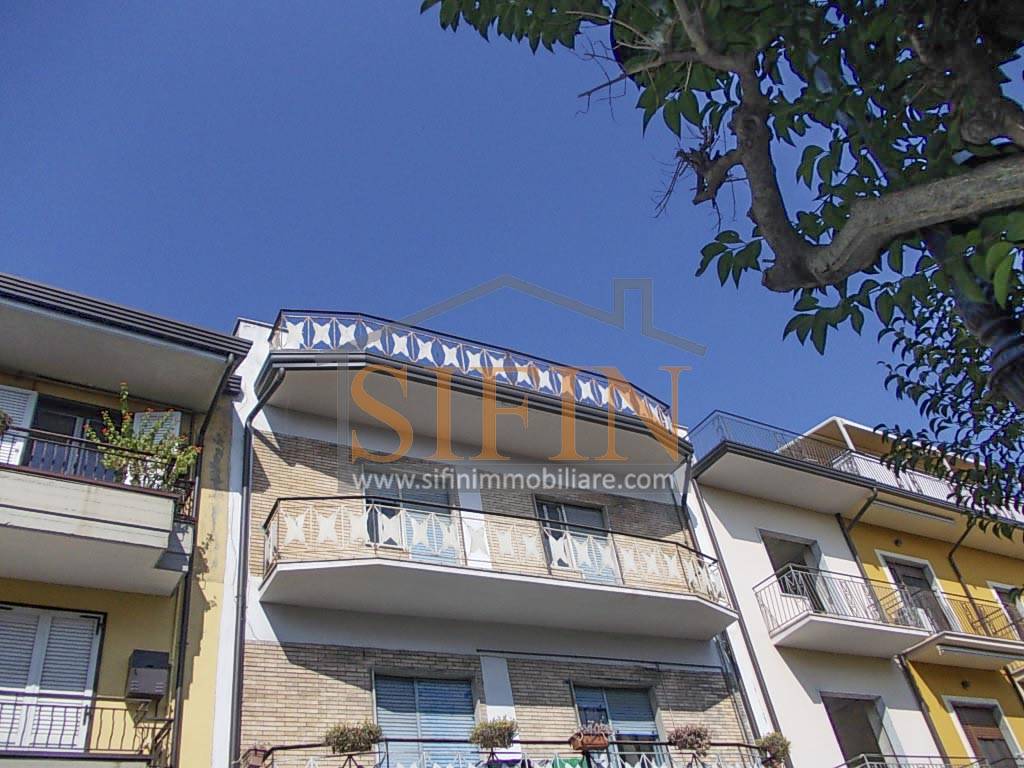 Appartamento a Grottaminarda in Corso Vittorio Veneto, 255 - Foto 2