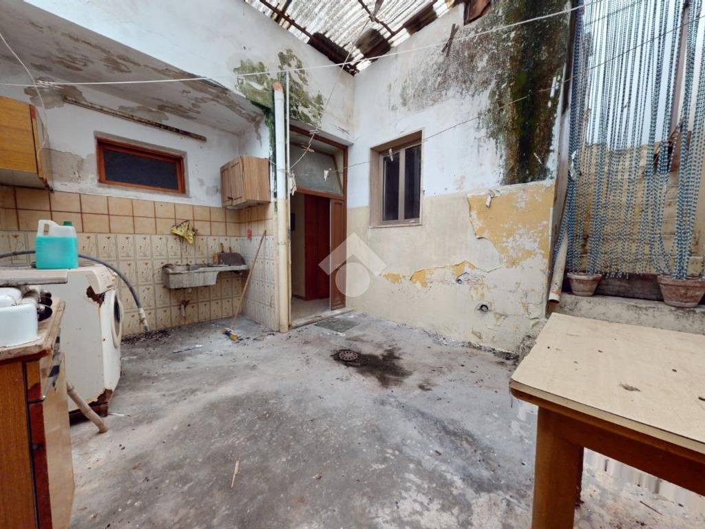 Casa indipendente a Francavilla fontana in Via S. Lorenzo - Foto 5
