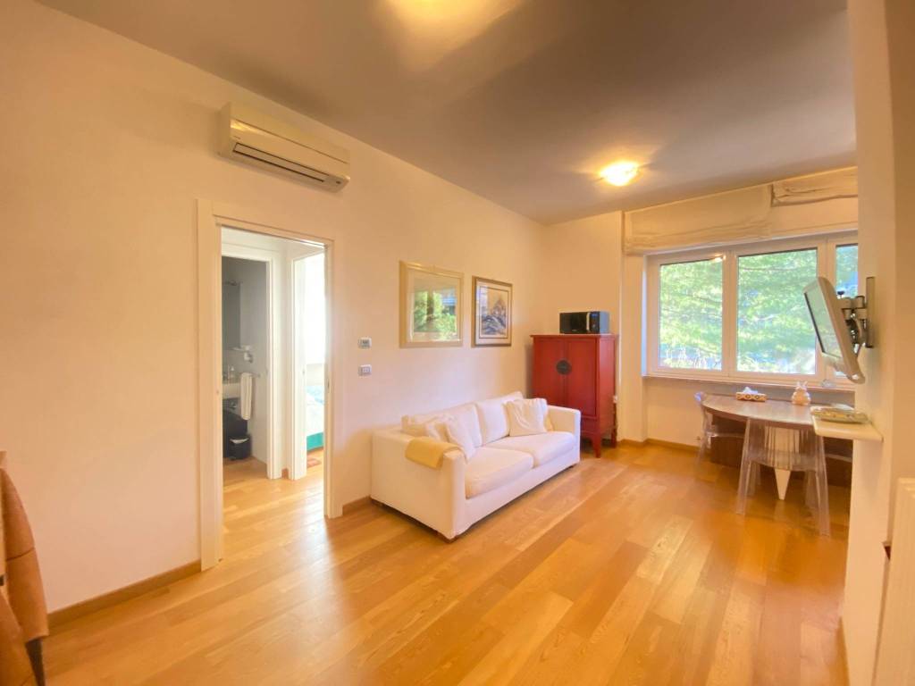 Appartamento a Pescara in Viale Regina Margherita, 68 - Foto 2