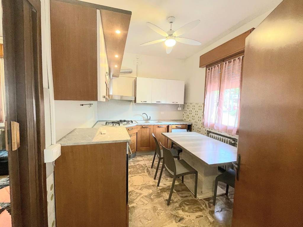 Villa a Carpi in Via Lago di Bracciano - Foto 4