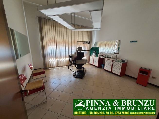 Appartamento a Oristano in VIA CANALIS, 11 - Foto 4