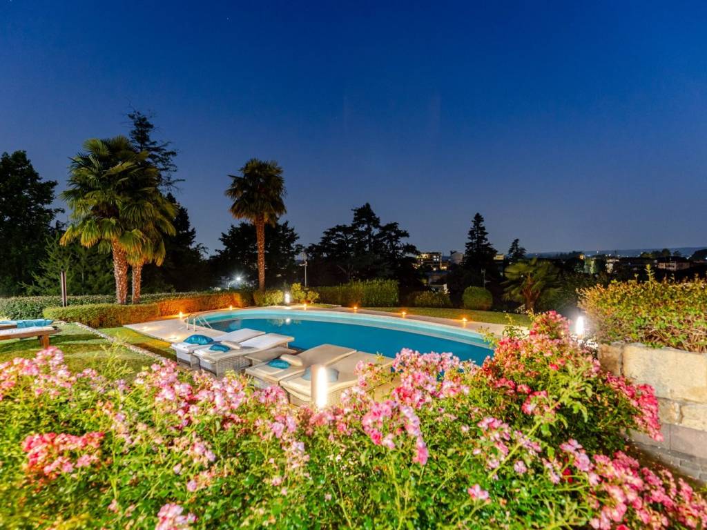 Villa a Tradate in Via Francesco Inzoli, 9 - Foto 5