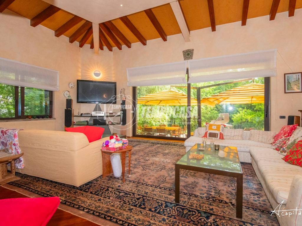 Villa a Quattro castella in Via C Cavour - Foto 3