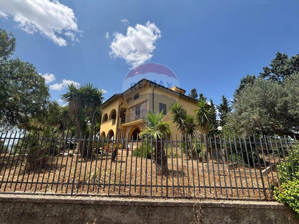 Villa a Caltanissetta in cda ladroni - Foto 2