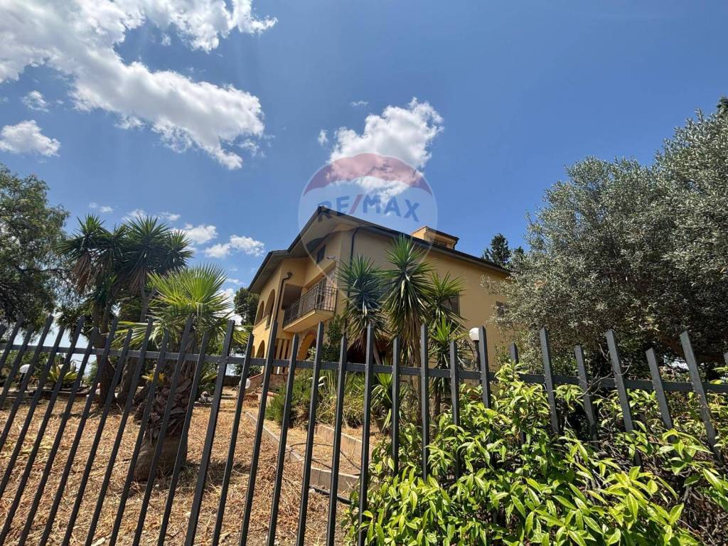 Villa a Caltanissetta in cda ladroni - Foto 4