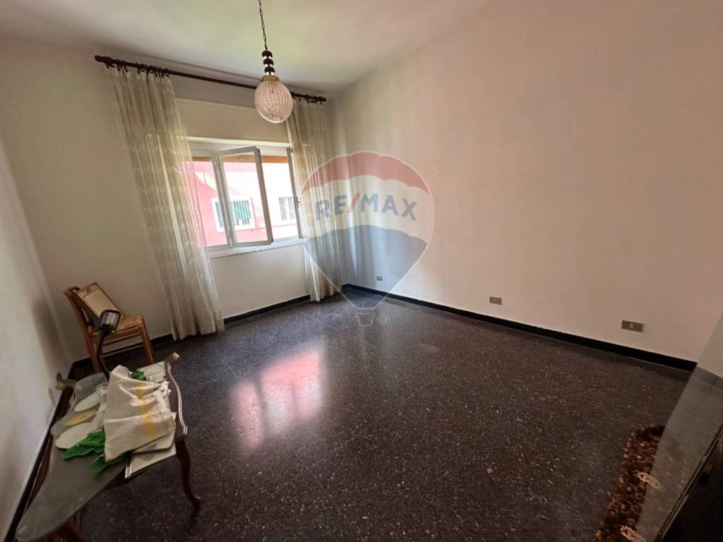 Appartamento a Savona in Via Pippo Garibaldi, 11 - Foto 4