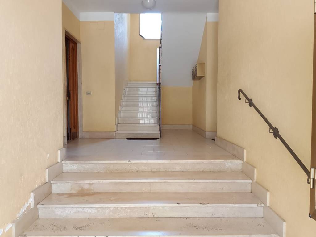 Appartamento a Taranto in Via Lago di Cecita, 16 - Foto 2