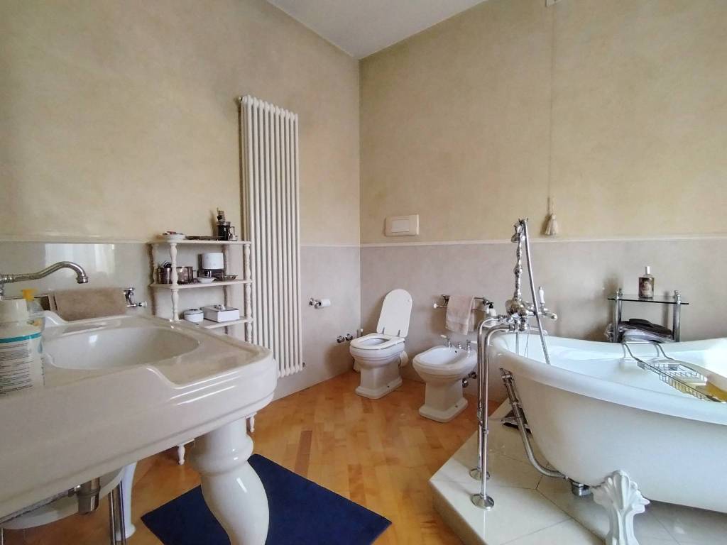 Appartamento a Pesaro in Viale Alessandro Manzoni - Foto 4