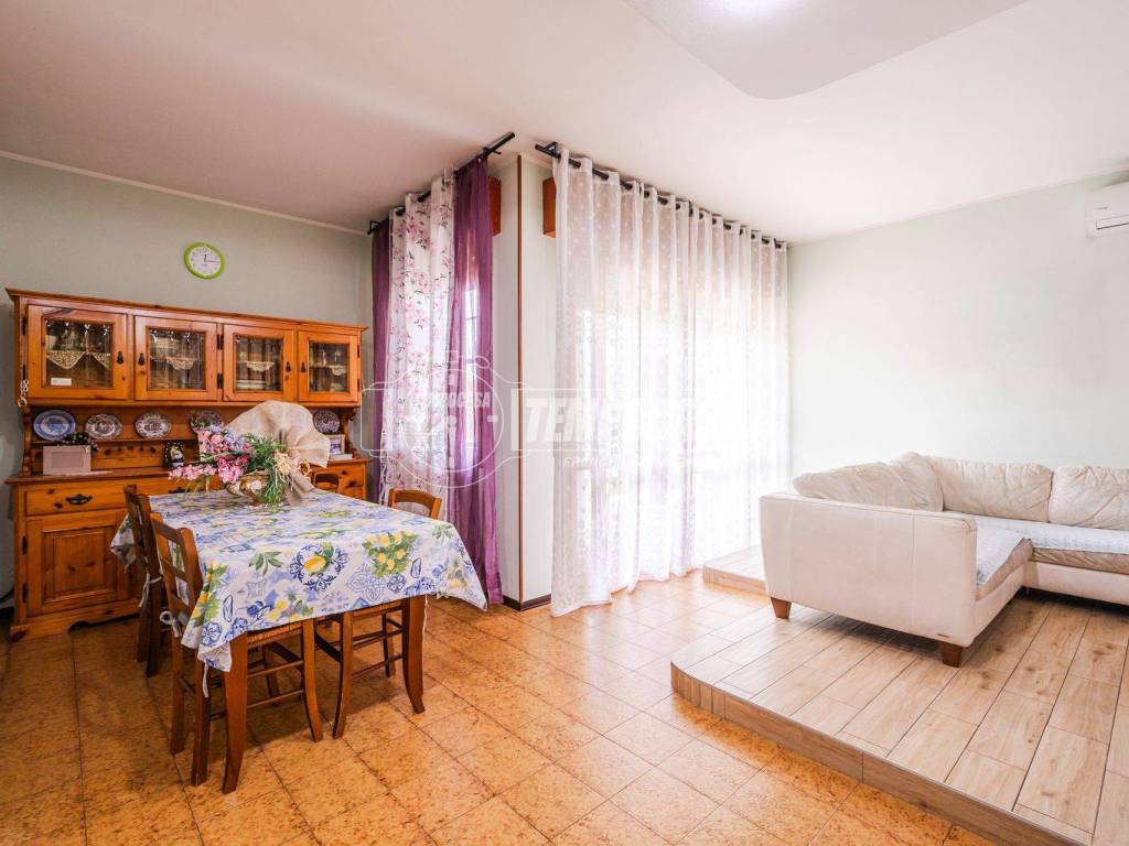 Villa a Castelfranco emilia in Via rismondo 33 - Foto 5