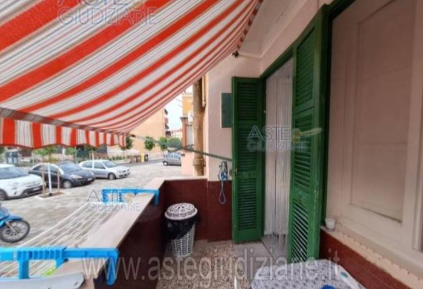 Appartamento a Taranto in Via Alessandro Volta, 79 - Foto 2