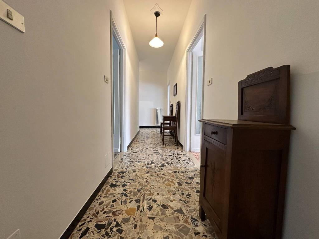 Appartamento a Canelli in Via 1 Maggio - Foto 3