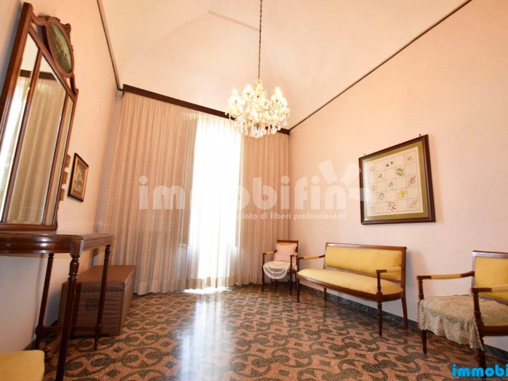 Palazzo / stabile a Oria - Foto 3