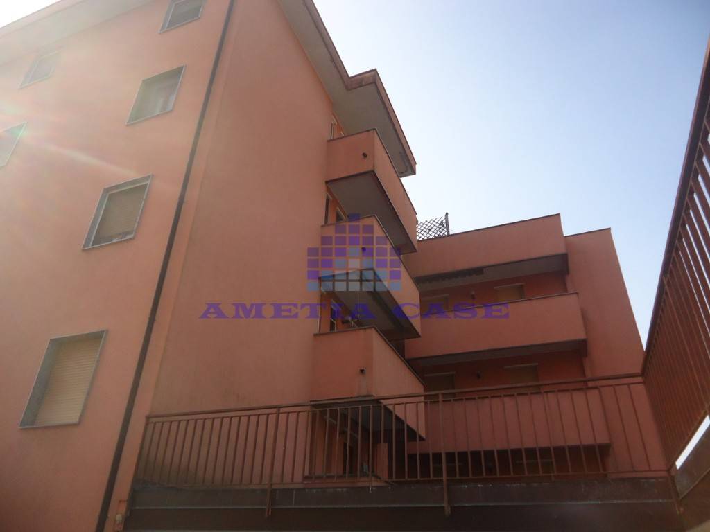 Box / garage a Cornate d'adda in Via San Francesco - Foto 5