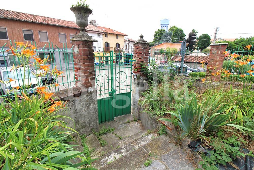 Appartamento a Alice castello in Piazza Castello, 4 - Foto 2
