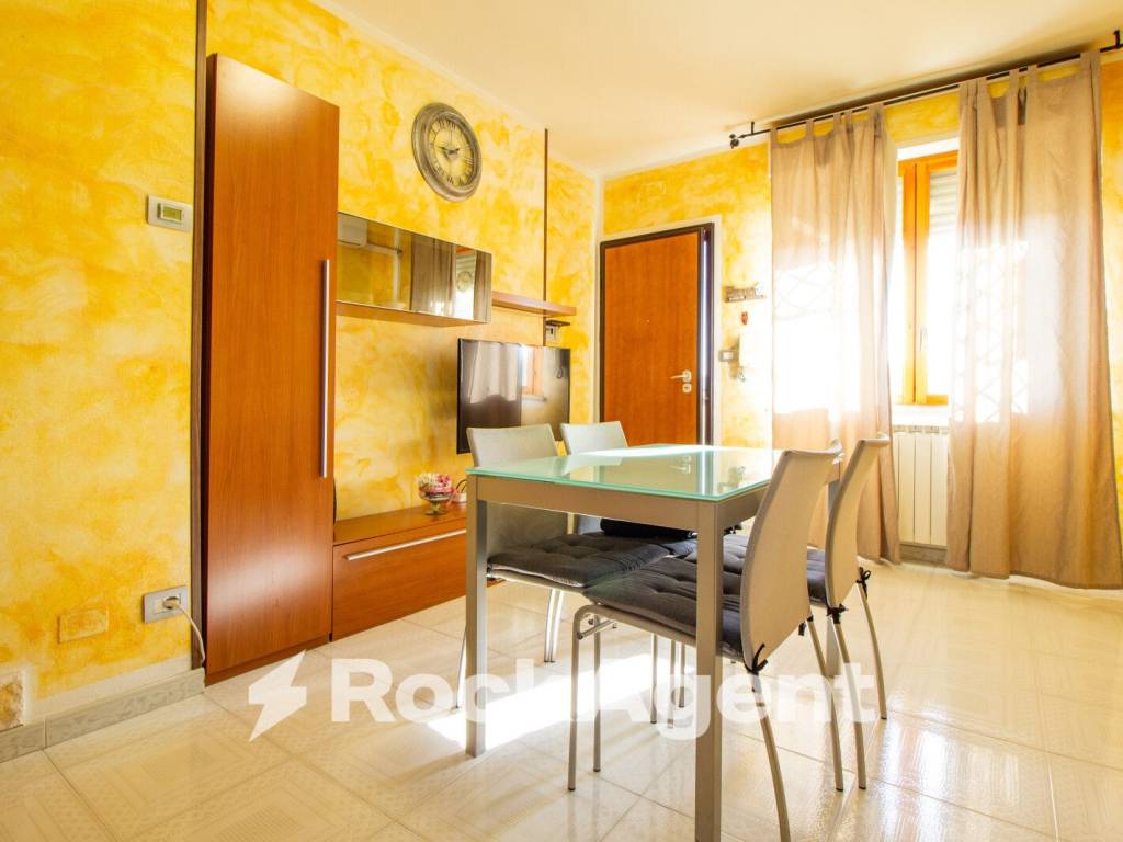 Appartamento a Sassari in Via Medaglie D'Oro, 28 - Foto 2