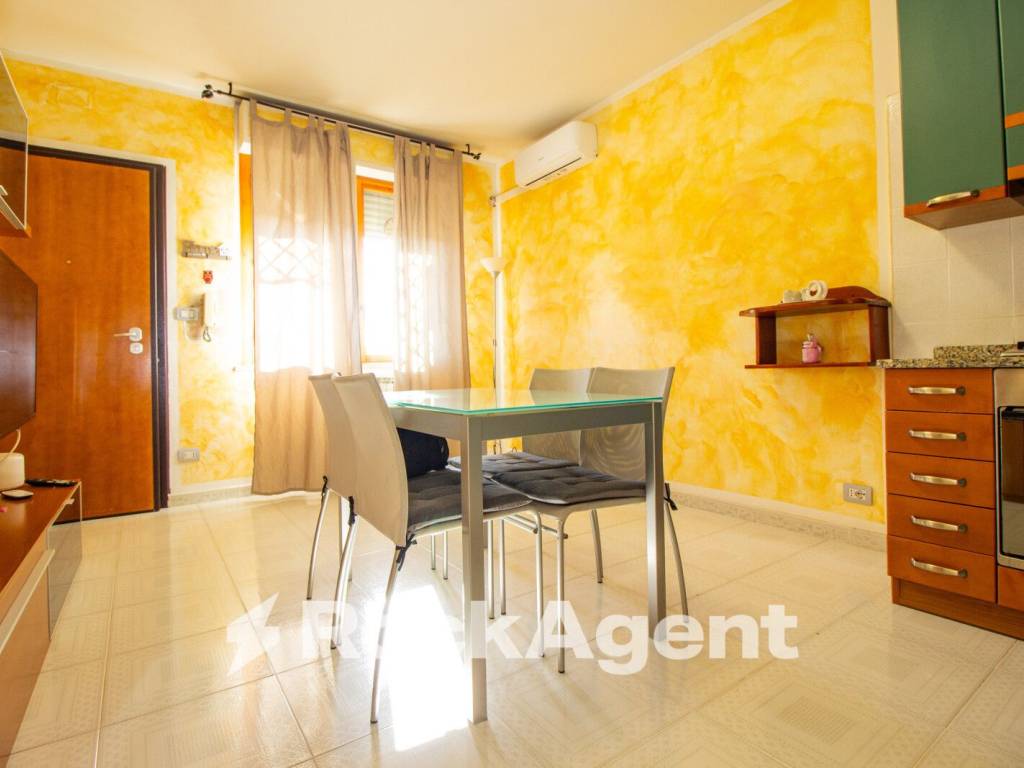Appartamento a Sassari in Via Medaglie D'Oro, 28 - Foto 3