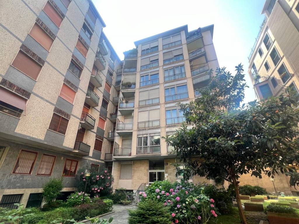 Appartamento a Milano in Via Giulio e Corrado Venini, 18 - Foto 3