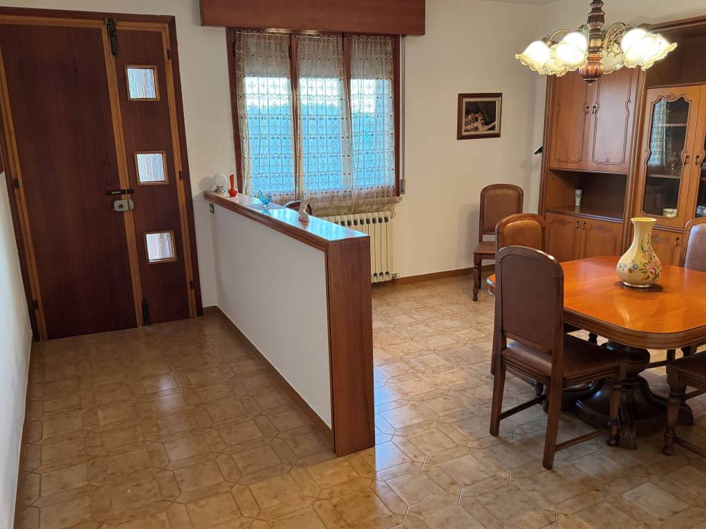 Villa a Ficarolo in Via Vallicella, 395 - Foto 2