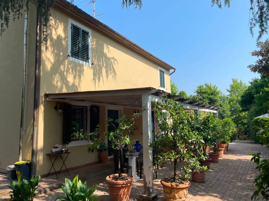 Rustico / casale a Pistoia in Via Tazzerina e Sardigna, 9 - Foto 5