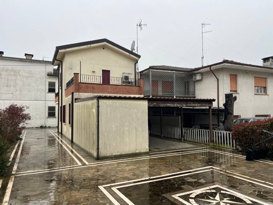 Villa a Occhiobello in Via Trieste - Foto 2