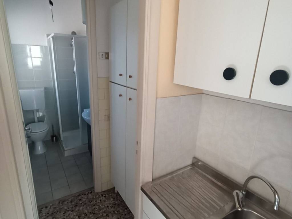 Appartamento a Biella in Via Liliano Brovarone - Foto 5