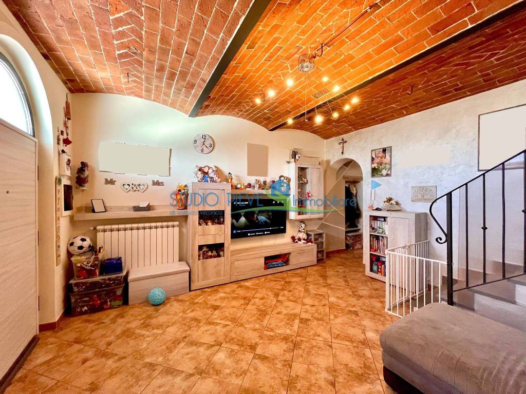 Casa indipendente a Monsummano terme in Via Raffaello Orlandini - Foto 3
