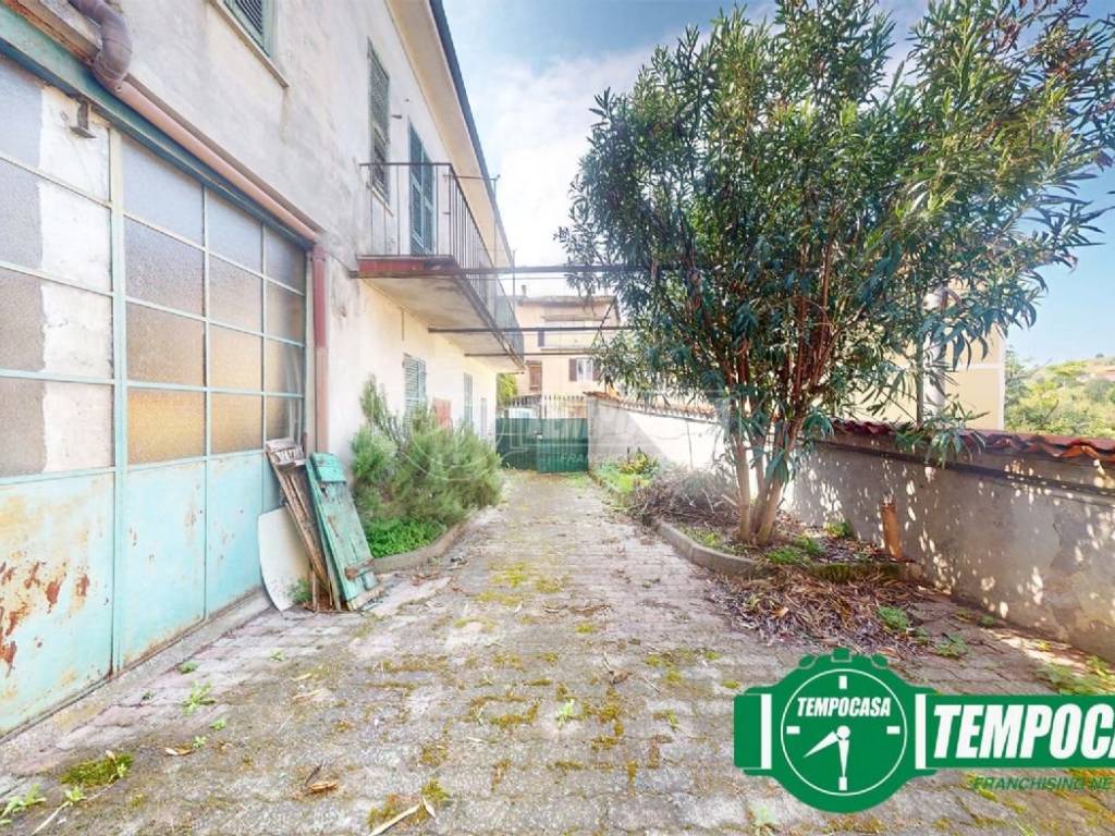 Casa indipendente a Strevi in Via Grua Gino - Foto 3