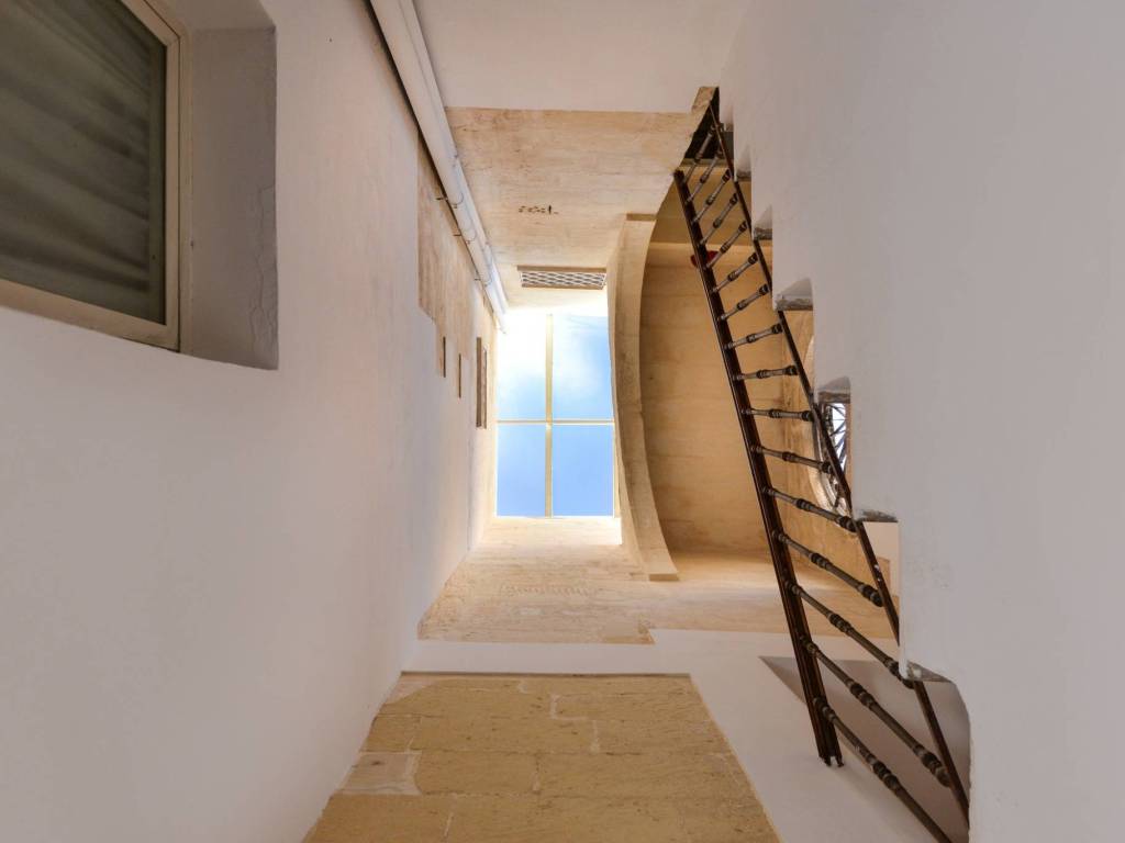 Palazzo / stabile a Lecce in Via Ferrante d'Aragona, 19 - Foto 4