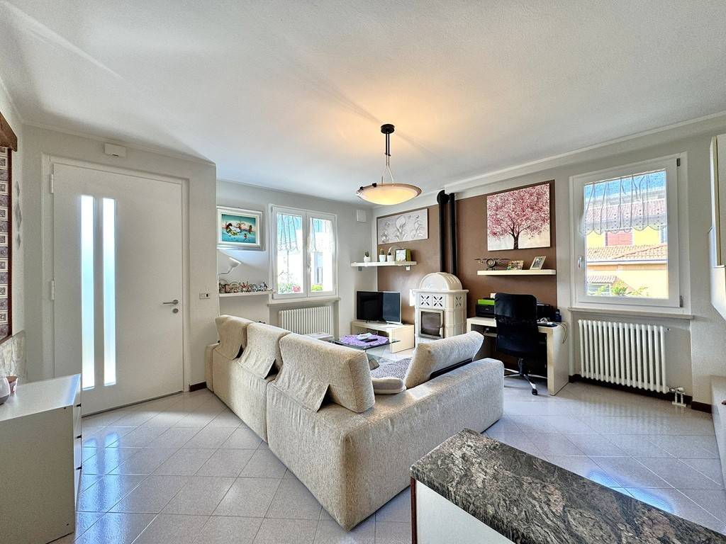 Villa a Peschiera del garda in Strada Bergamini - Foto 2