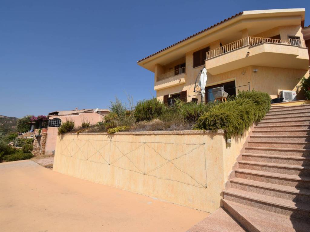 Villa a Loiri porto san paolo in Via del Canneto - Foto 3