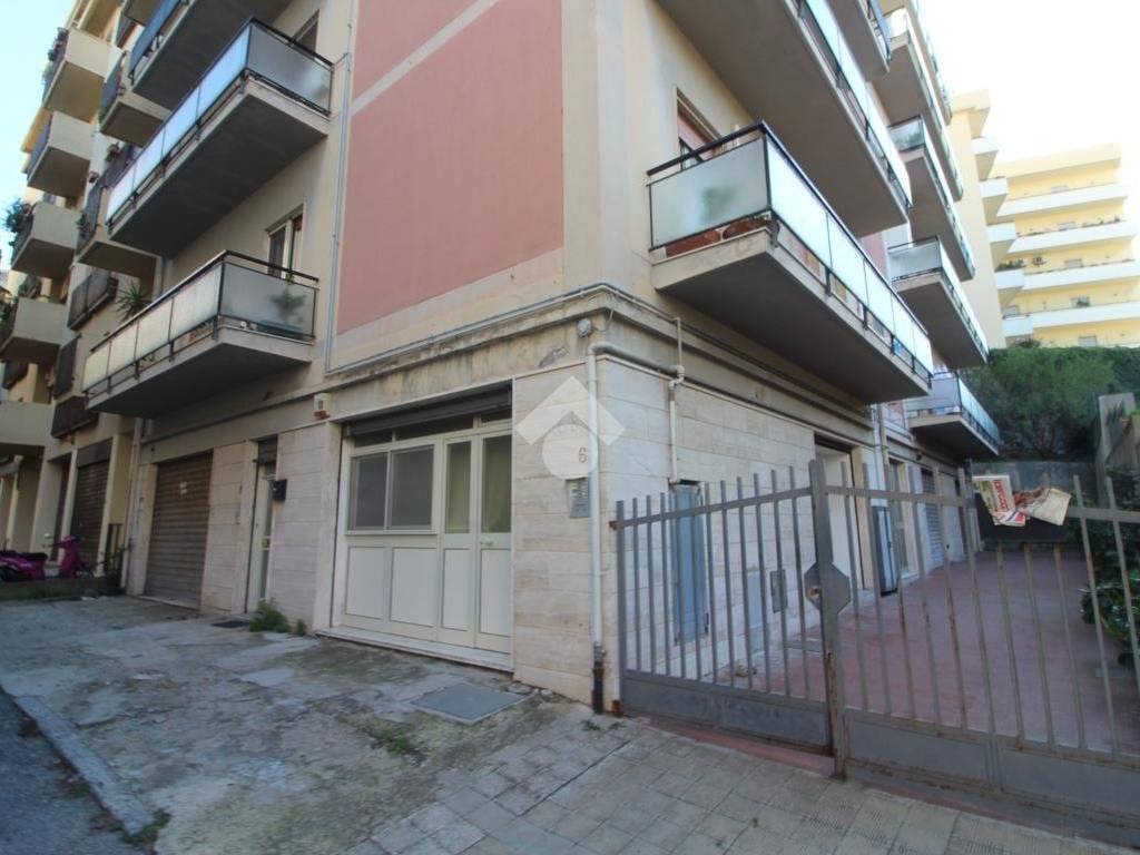 Appartamento a Reggio calabria in Via Villini Svizzeri - Foto 2