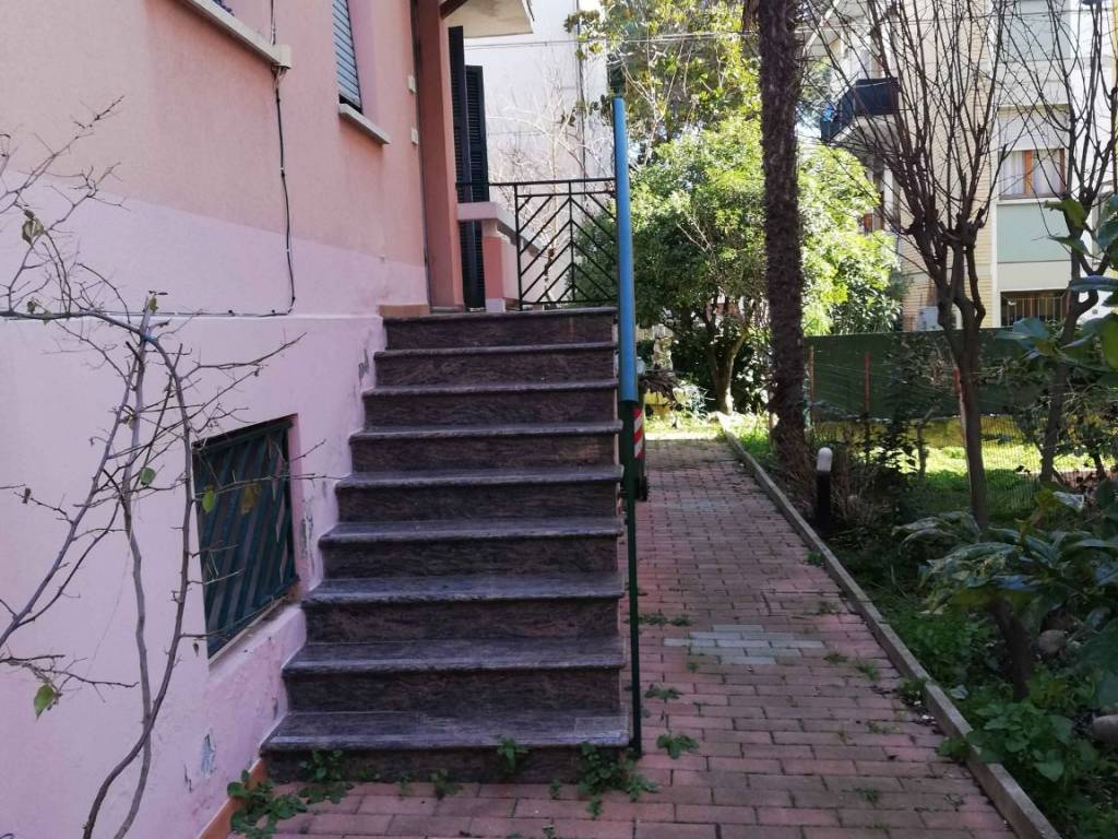 Appartamento a Pesaro in Via Luciano Manara - Foto 3
