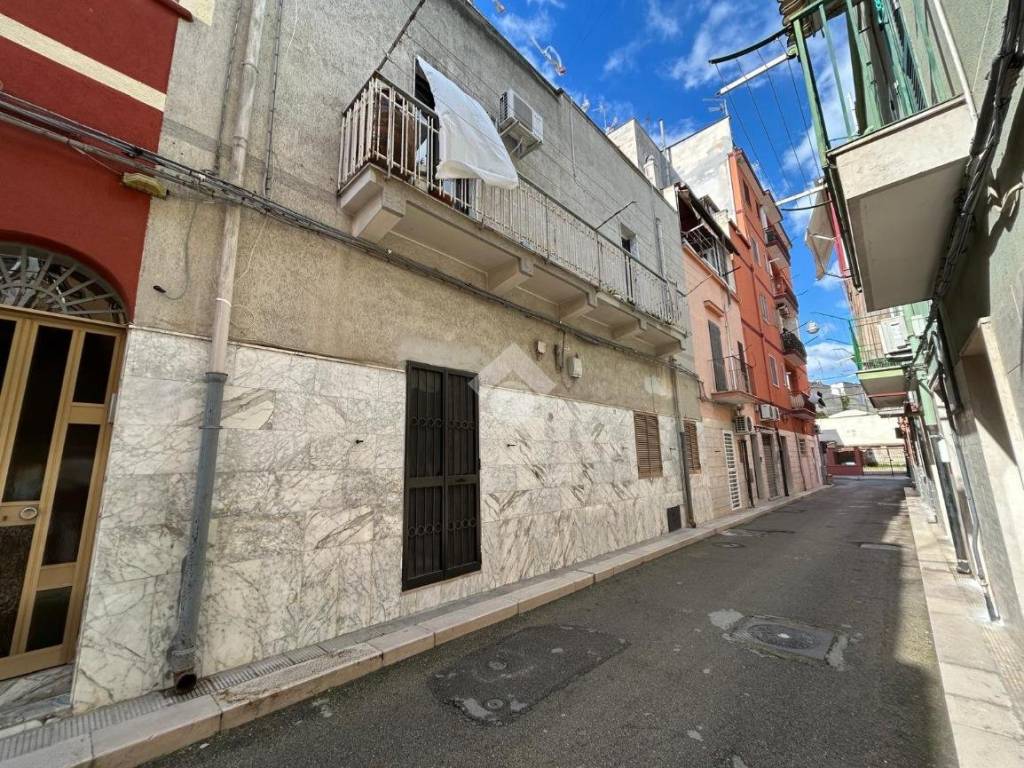 Appartamento a Barletta in Via Beniamino De Francesco - Foto 2
