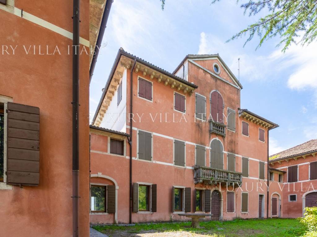 Villa a Belluno in Via San Lorenzo, 46 - Foto 4