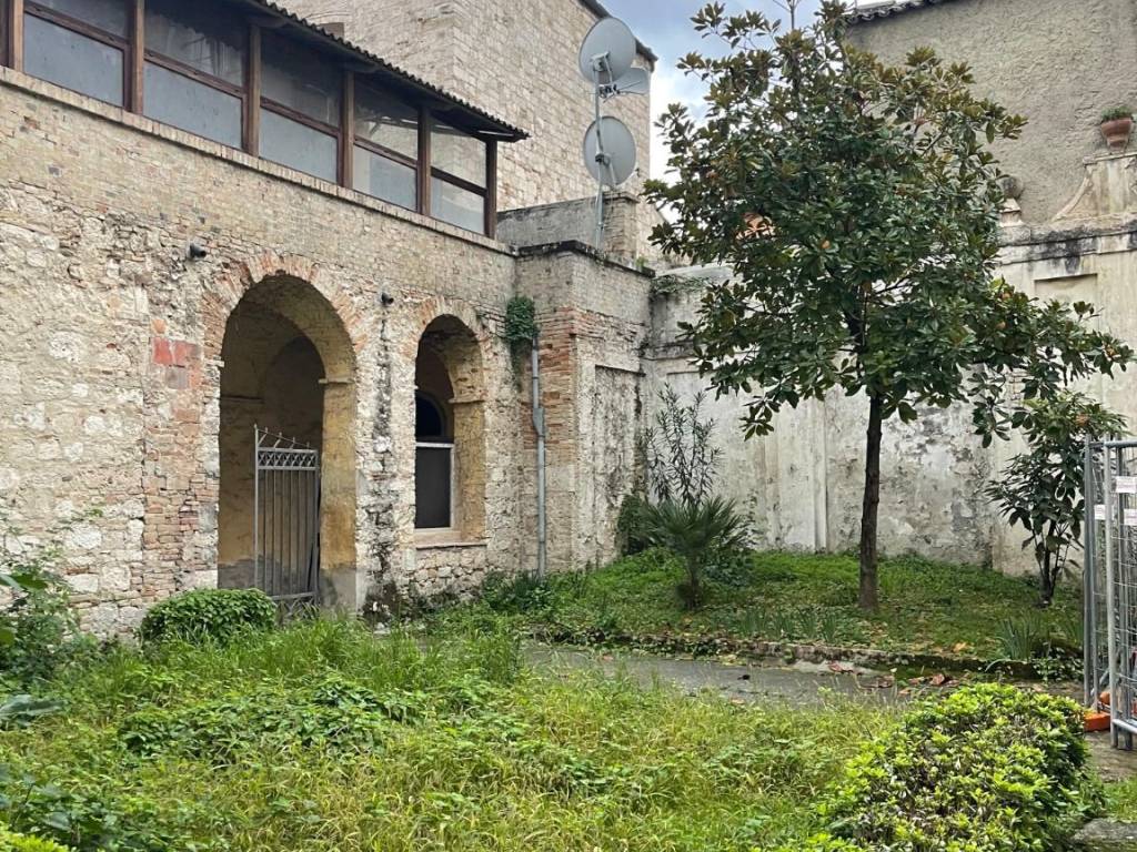 Appartamento a Ascoli piceno in Piazza Sant'Agostino - Foto 2