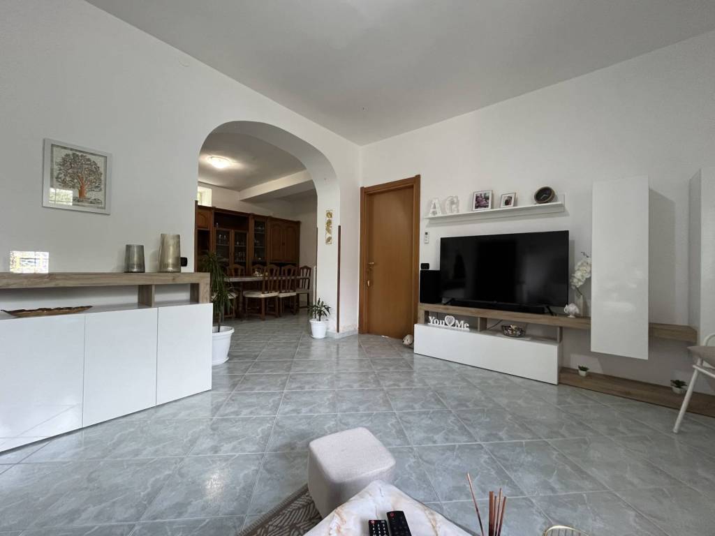 Appartamento a Catanzaro in Via dei Gelsomini, 78 - Foto 2