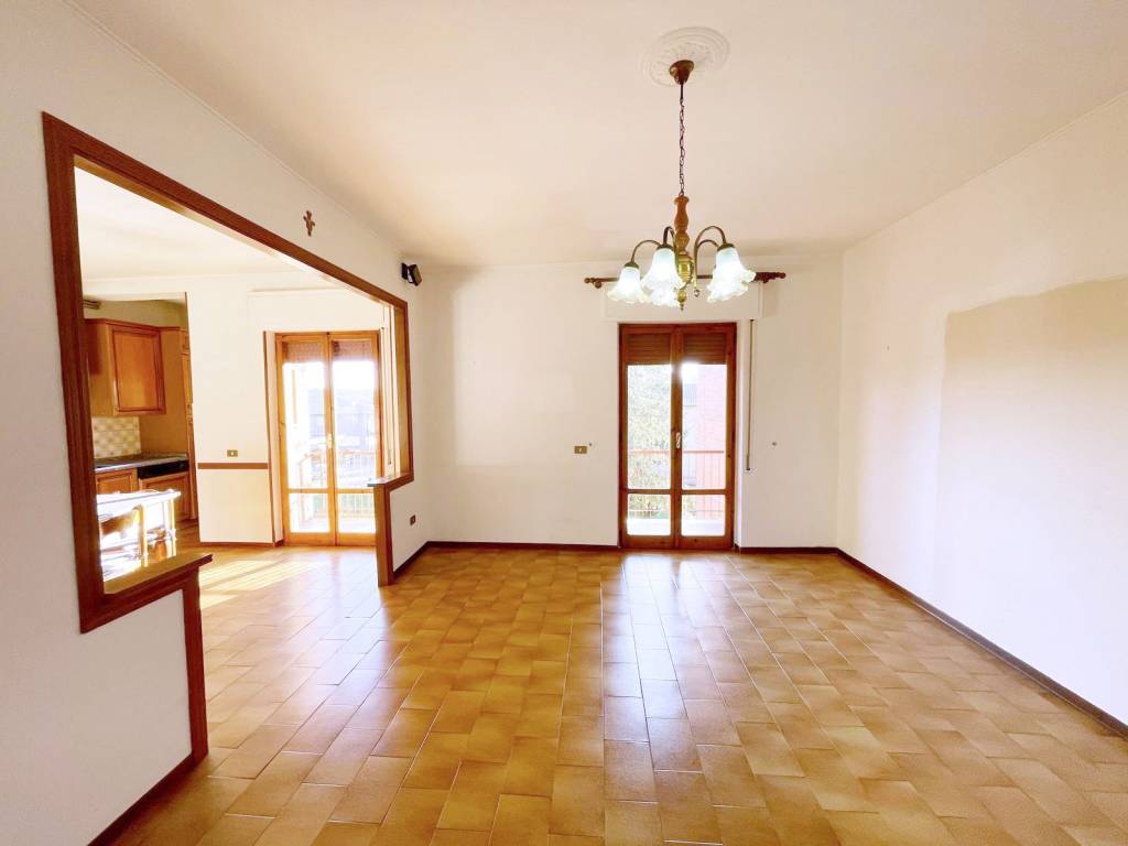 Appartamento a Gubbio in Piazzale Aldo Capitini - Foto 4